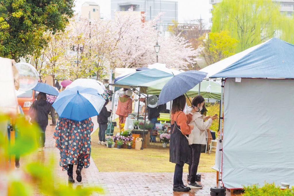 Flower marche 〜花と食、それに纏わるアンティーク、クラフト雑貨〜